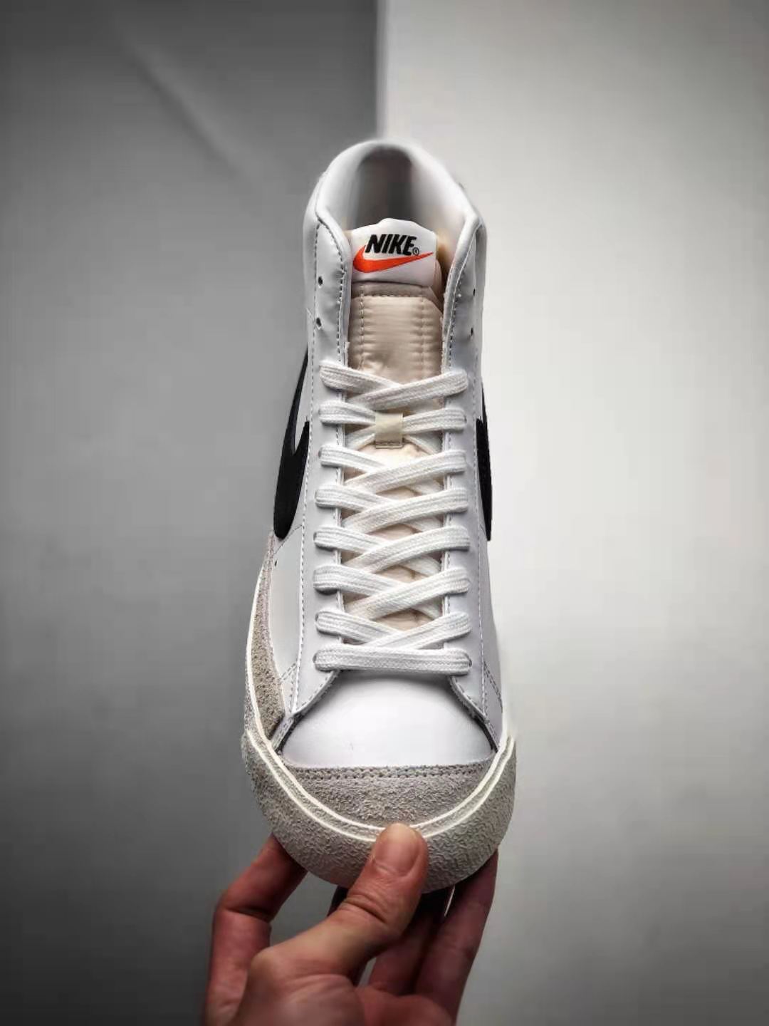 Nike Blazer Mid '77 Vintage 'White Black' BQ6806-100 - Classic Retro Design for Sneaker Enthusiasts