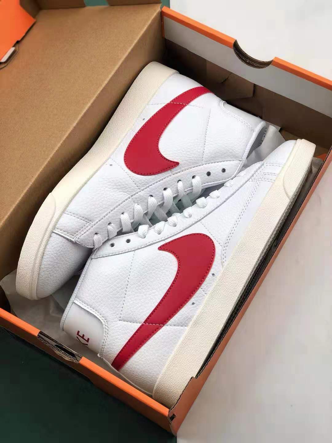 Nike Blazer Mid Vintage Suede White Gym Red Sail AV9376 105- Premium Sneakers for a Classic Look