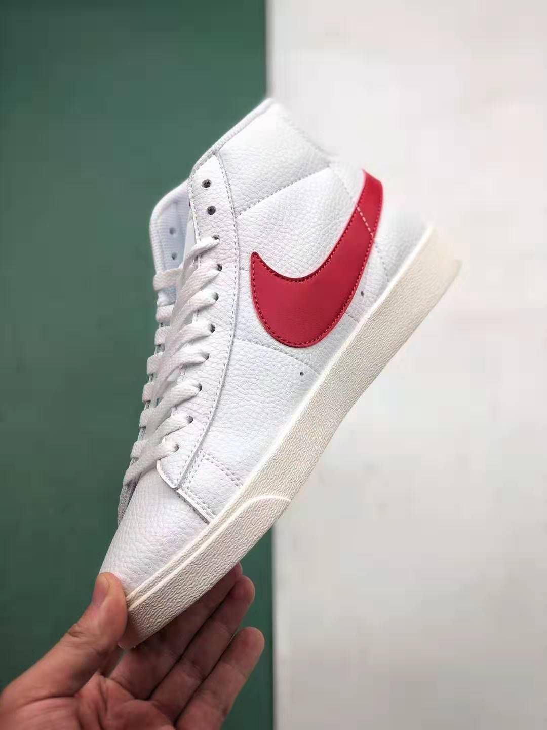 Nike Blazer Mid Vintage Suede White Gym Red Sail AV9376 105- Premium Sneakers for a Classic Look
