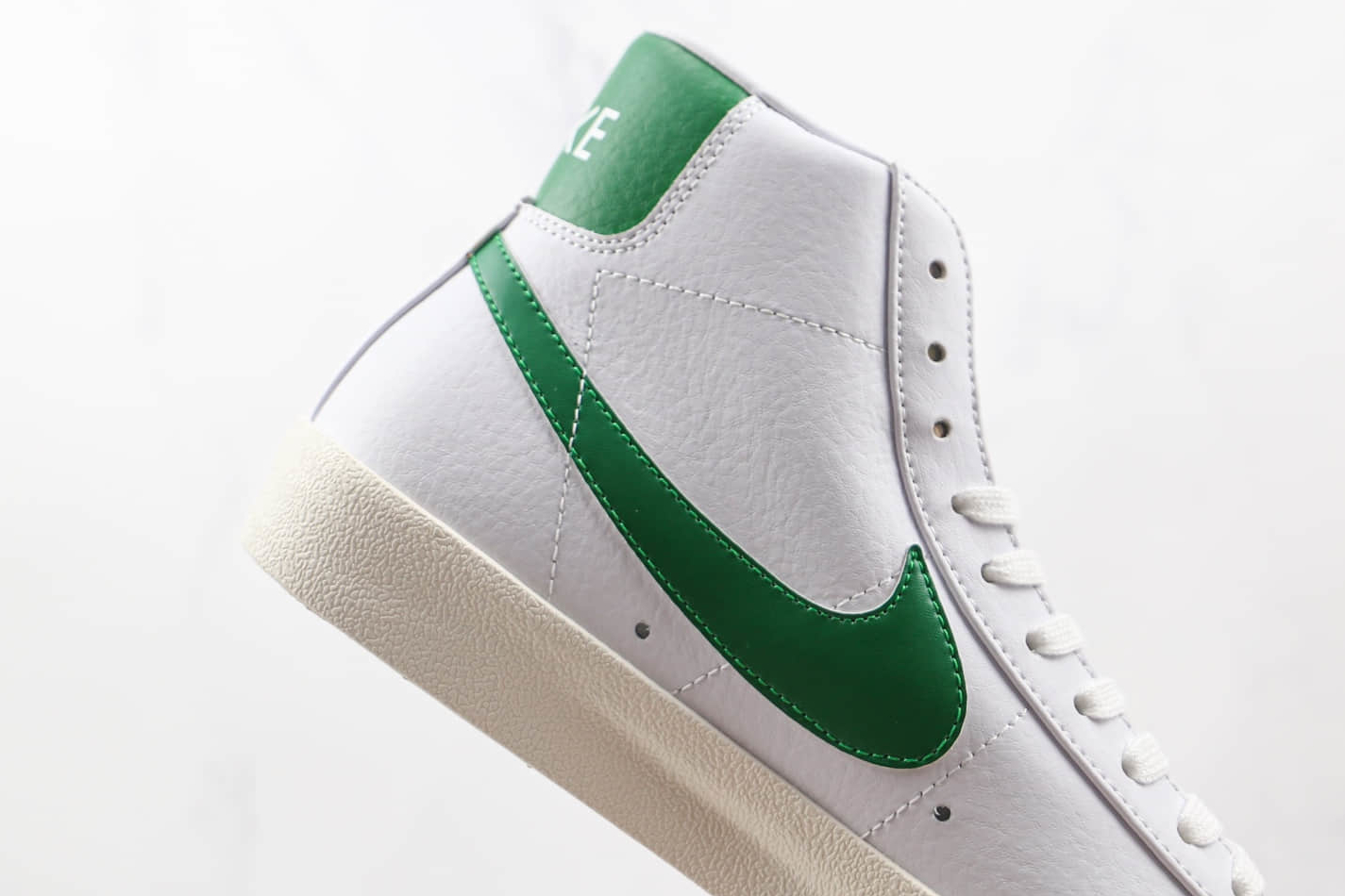 Nike Blazer Mid '77 Vintage - White Pine Green BQ6806-115 | Shop Now!