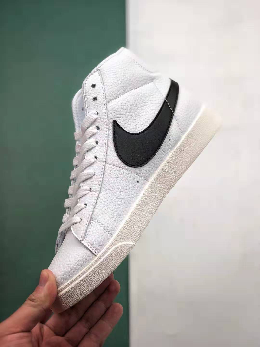 Nike SB Blazer Mid Vintage Suede AV9376-104 – White Black Shoes