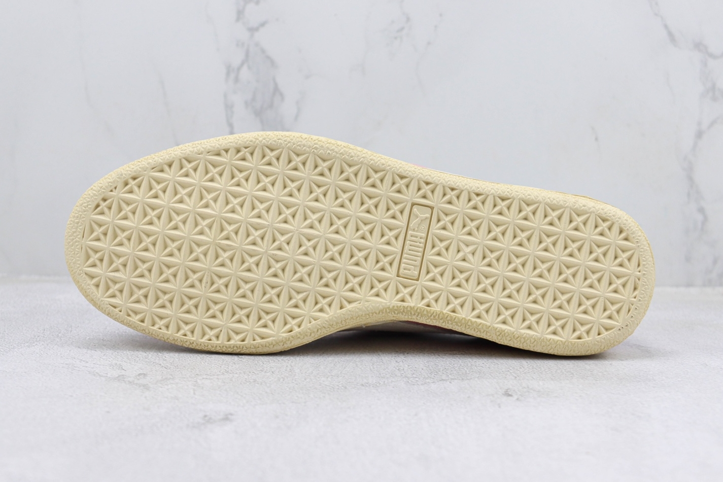 Puma Suede x Rhuigi 'B-Boy' 391333-01 | Limited Edition Sneakers Puma Suede x Rhuigi 'B-Boy' 391333-01 | Limited Edition Sneakers