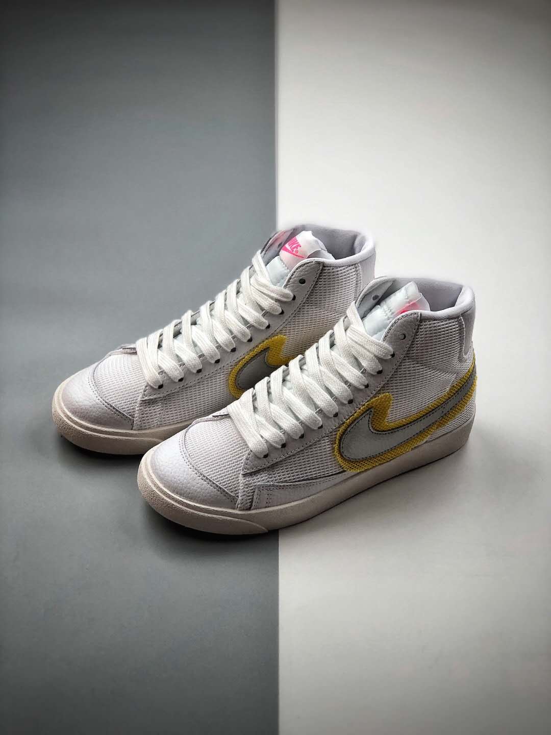 Nike Blazer Mid Vintage '77 'Cotton Waffle - White University Gold': Top Retro Sneakers