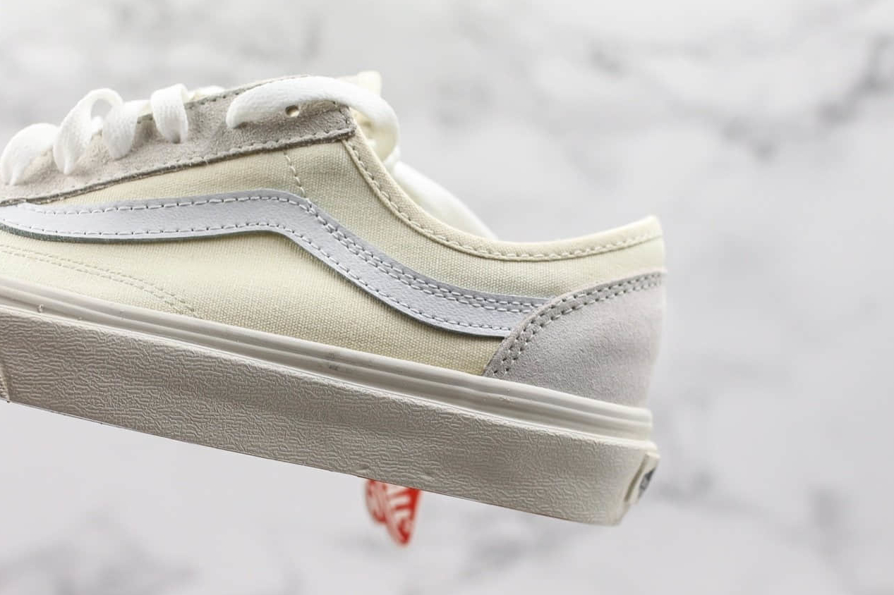 VANS STYLE 36 VINTAGE SPORT Classic White - Timeless Sneakers for Retro-inspired Looks